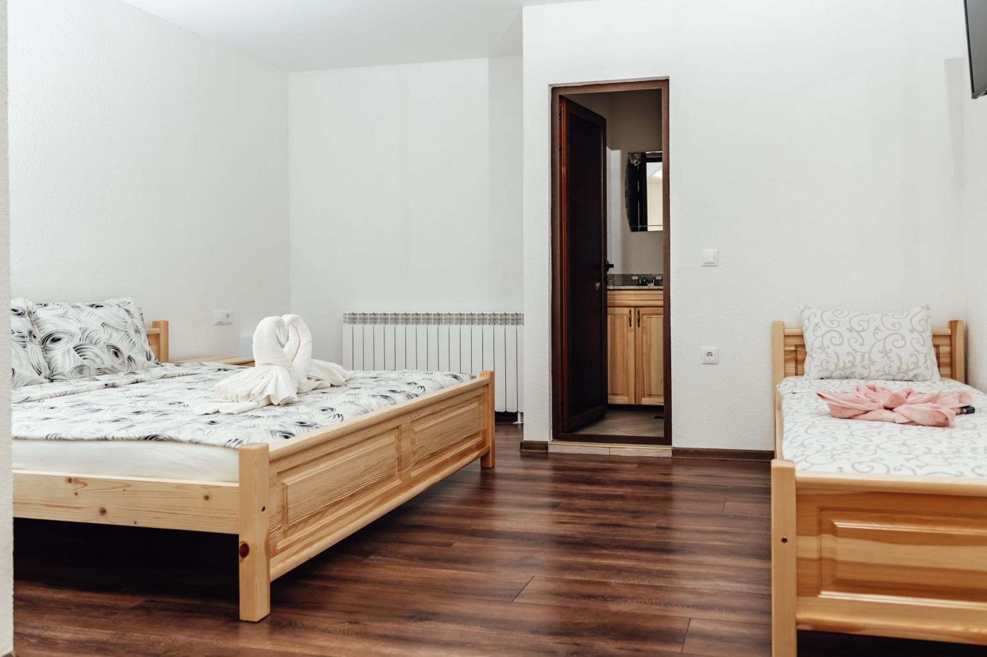 Guesthouse Juli Sapareva Banya Ngoại thất bức ảnh